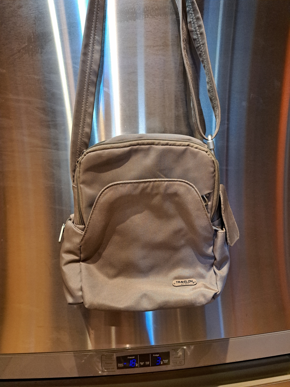 Travelon Men's Brown Crossbody Shoulder Bag